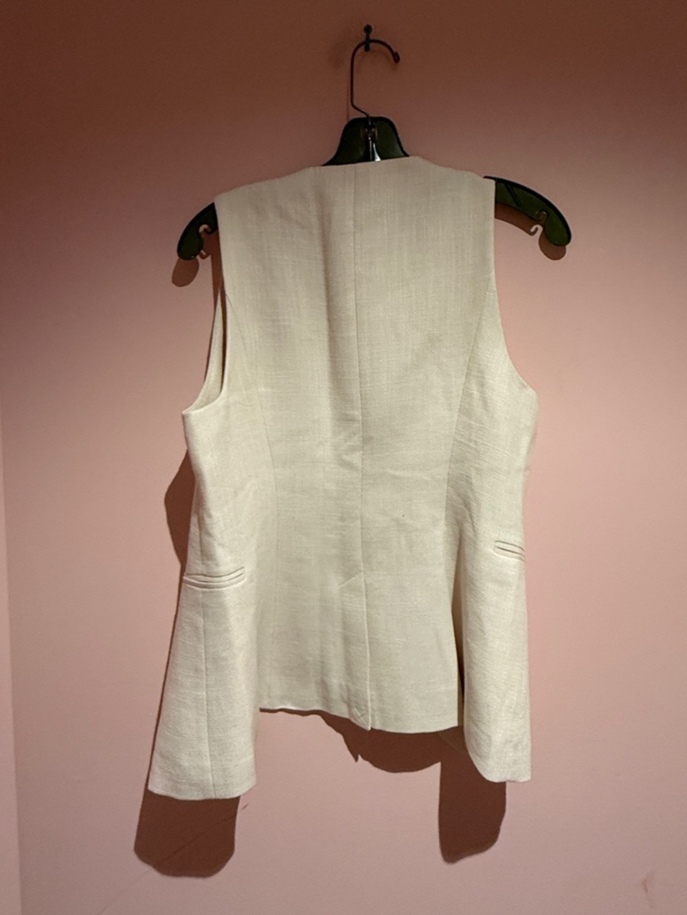H&M cream vest - Picture 2 of 3